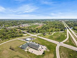 Boarders Inn & Suites by Cobblestone Hotels - Shawano