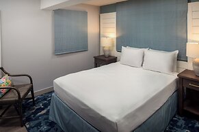 Surfside Hotel and Suites