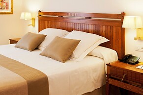 Princesa Yaiza Suite Hotel Resort