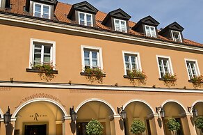 Mamaison Le Regina Boutique Hotel