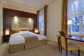 Mamaison Le Regina Boutique Hotel