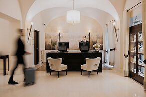 Mamaison Le Regina Boutique Hotel