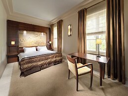 Mamaison Le Regina Boutique Hotel
