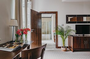 Mamaison Le Regina Boutique Hotel