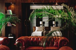 Mamaison Le Regina Boutique Hotel