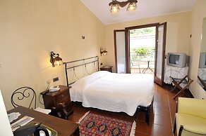 Hotel Ristorante Lago Bin