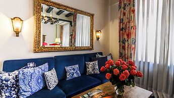 Opera Hotel