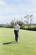 Reserva Rotana Hotel