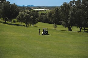 Reserva Rotana Hotel