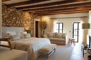 Reserva Rotana Hotel