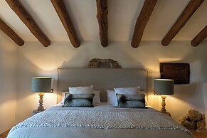 Reserva Rotana Hotel