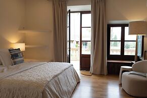 Reserva Rotana Hotel