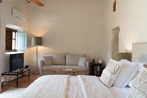 Reserva Rotana Hotel