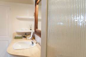 Reserva Rotana Hotel