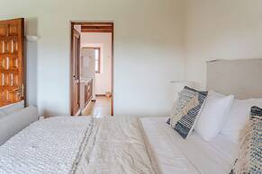 Reserva Rotana Hotel