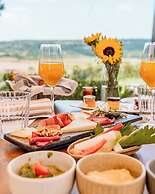 Reserva Rotana Hotel