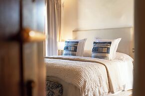 Reserva Rotana Hotel