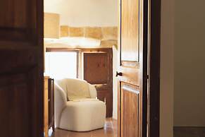 Reserva Rotana Hotel