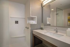 Courtyard by Marriott London