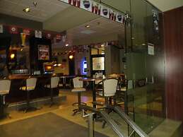 Viscount Gort Hotel