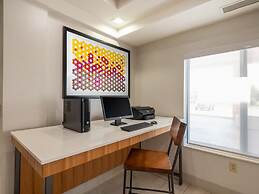 Holiday Inn Express Gas City by IHG