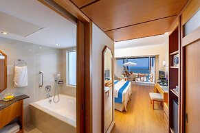 Constantinou Bros Athena Beach Hotel