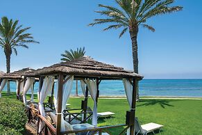 Constantinou Bros Athena Beach Hotel