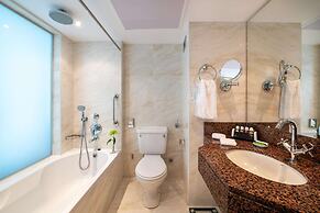 Constantinou Bros Athena Beach Hotel