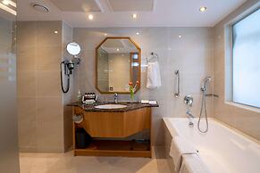 Constantinou Bros Athena Beach Hotel
