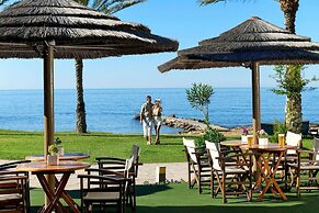 Constantinou Bros Athena Beach Hotel