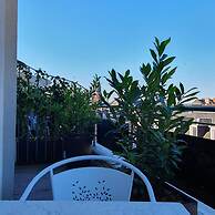 Maison Lutetia R