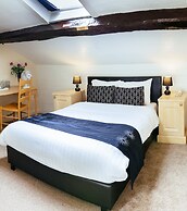 Pymgate Lodge Hotel