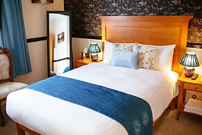 Pymgate Lodge Hotel