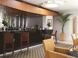 Trident, Gurgaon
