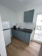 Aparthotel First Flatotel International