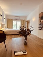 Aparthotel First Flatotel International