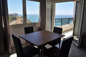 Aparthotel First Flatotel International