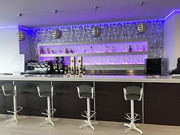 Aparthotel First Flatotel International