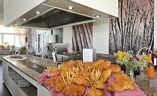 Hotel Salobreña Suites