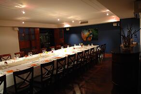 Hotel & Aparthotel Cosmos