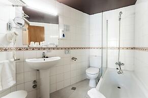 Hotel & Aparthotel Cosmos