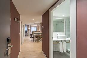 Hotel & Aparthotel Cosmos