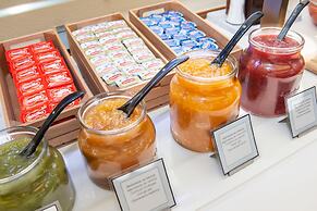 Hotel & Aparthotel Cosmos