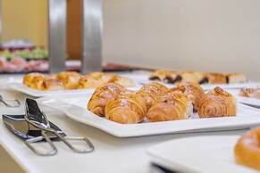 Hotel & Aparthotel Cosmos