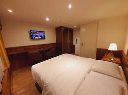 Rembrandtplein Hotel