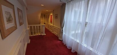 Rembrandtplein Hotel