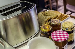 Contact Hotel Alizé Montmartre