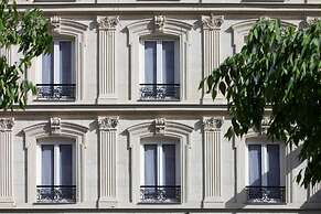 Contact Hotel Alizé Montmartre