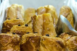 Contact Hotel Alizé Montmartre