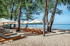 Amora Beach Resort Phuket